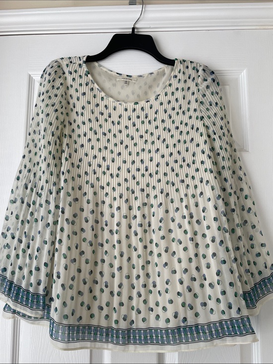 Tops - Max Studio Polka Dot Blouse Size Medium